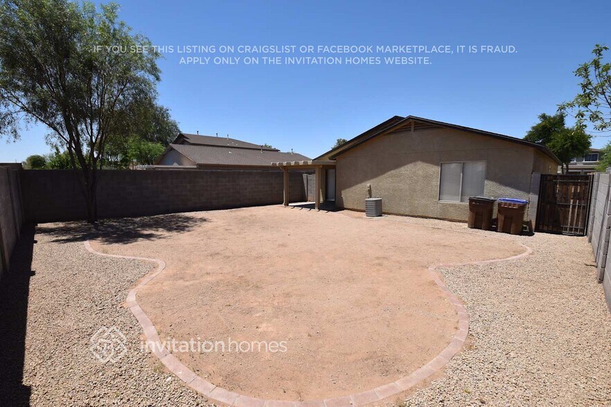 Building Photo - 1999 E Dust Devil Dr