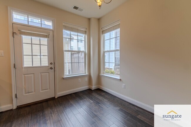 Building Photo - 5757 Richards Valley Rd