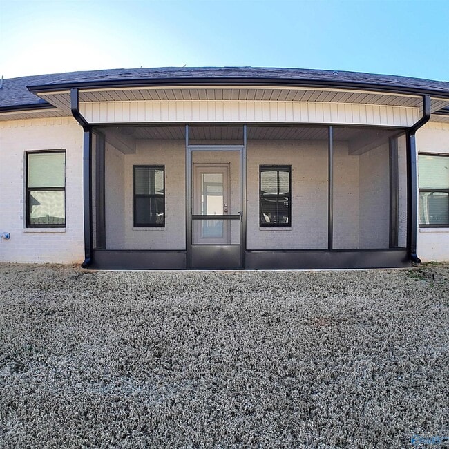 Building Photo - 404 Tillane Pk Cir