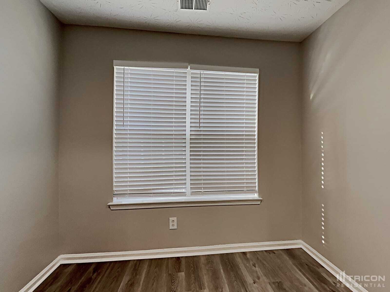 Building Photo - 80 Stony Oak Dr