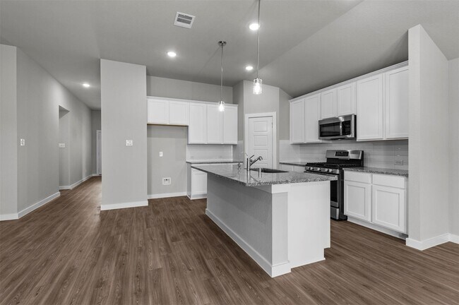 Building Photo - 3003 Middleton Dr