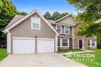 Building Photo - 1820 Spring Hill Cove