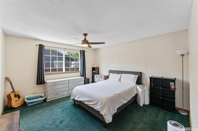 Building Photo - Rare 2016 sf home | 4 bedrooms w/ 2 primary suites and 3 bathrooms