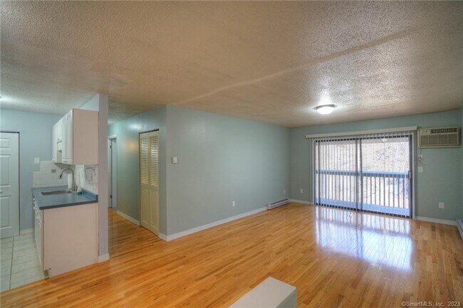 Building Photo - 86 Buddington Rd