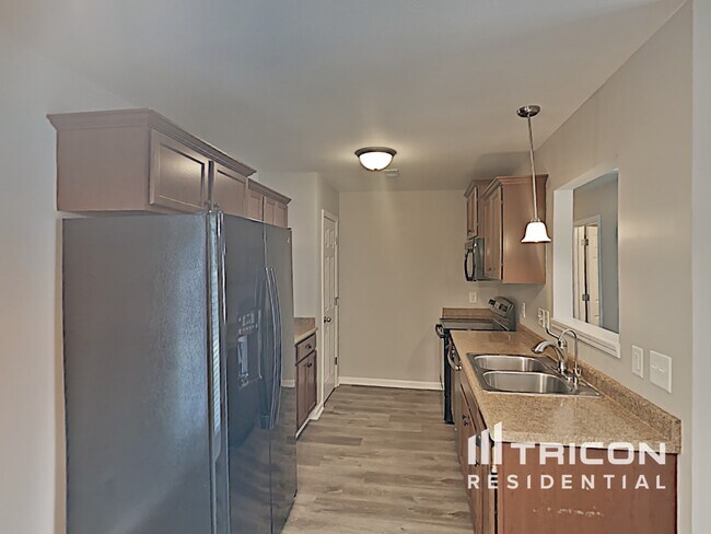 Building Photo - 586 Cameo Ct