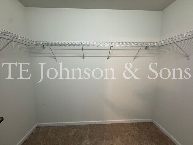 Building Photo - 2925 Grassy Knoll Cir