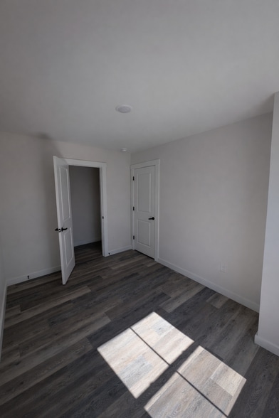 Bedroom 2 - 885 W 25th St