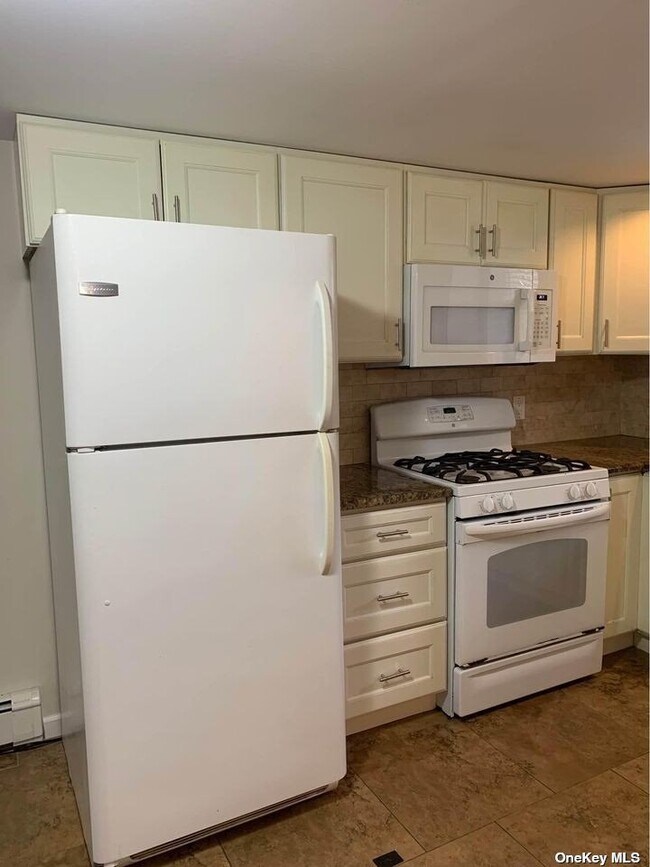 Building Photo - 420 Lafayette Blvd