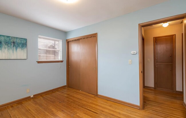 Building Photo - 3 Bed 1.5 Bath in Sand Springs!