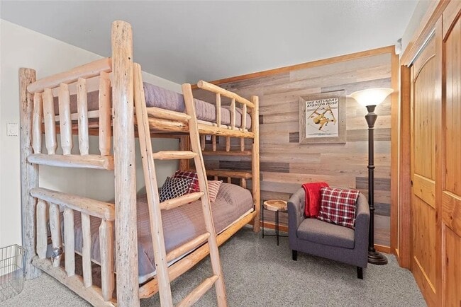Building Photo - Winter Seasonal Rental- Wild Irishman 1039