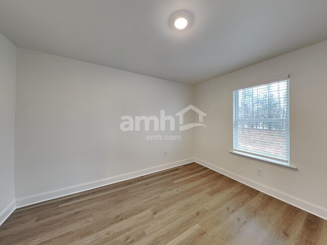 Building Photo - 1638 Aquamarine Dr