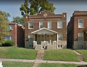 Building Photo - 1825 Russell Blvd