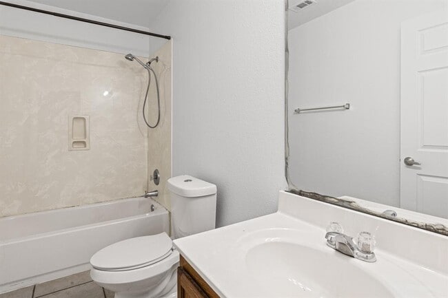 Building Photo - 1509 Coriander Dr