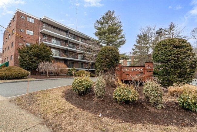 Building Photo - 995 Massachusetts Ave