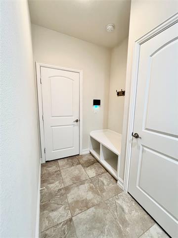 Building Photo - 2341 Olivia Ln