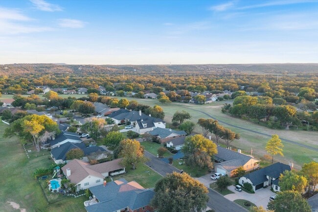 Building Photo - 421 St Andrews St