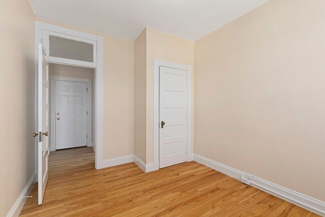 Building Photo - 648 Washington St