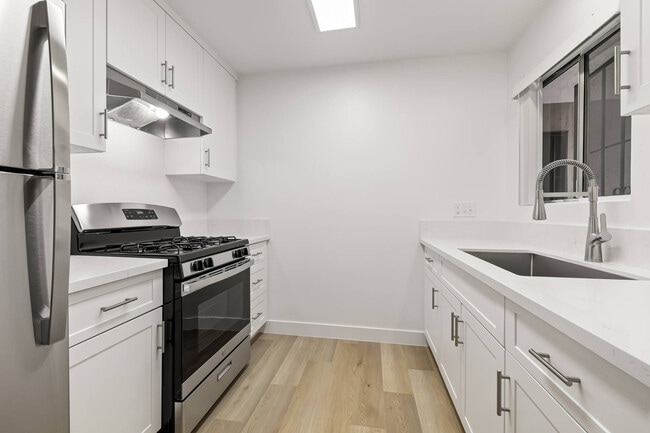 Building Photo - Terre at Lexi