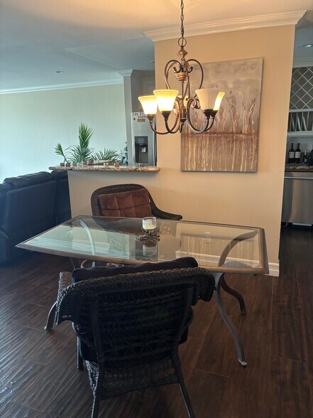 Dining Table - 6526 Ocean Crest Dr