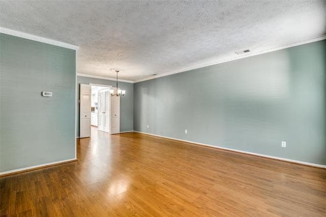 Building Photo - 3 bedroom in Dallas TX 75218