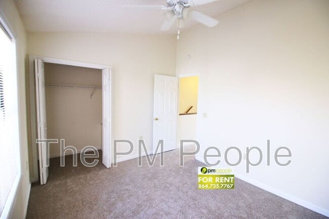 Building Photo - 13 Pointer Ln