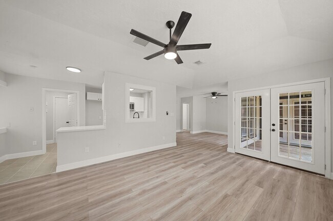 Building Photo - 22039 Rivermead Dr