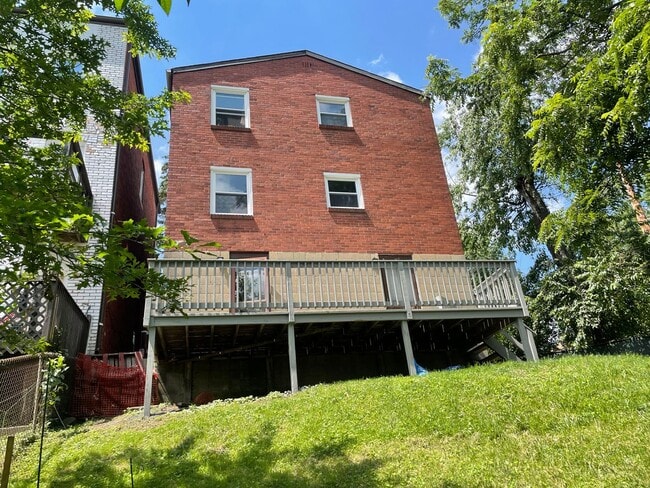 Building Photo - 130 Martsolf Ave