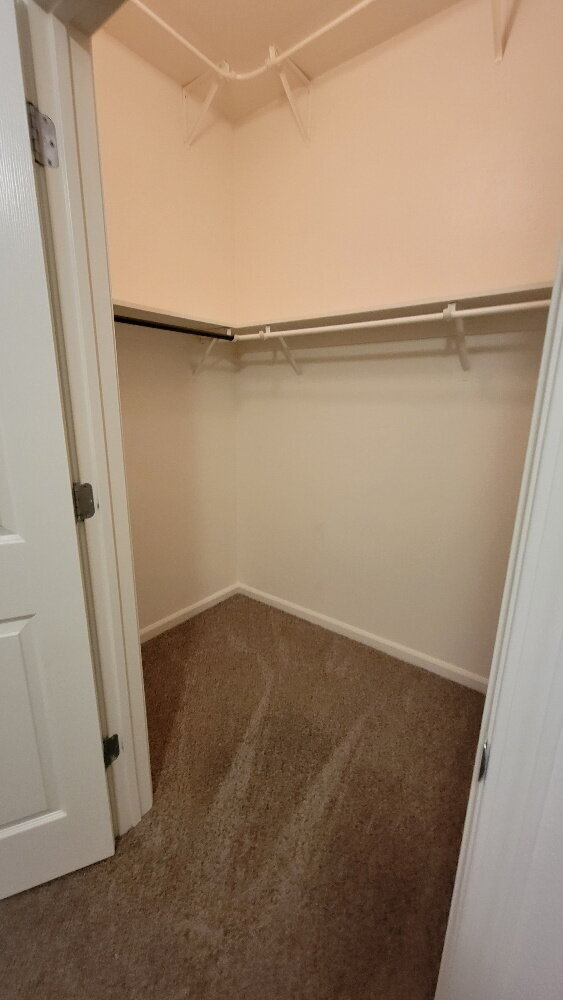 Building Photo - Charming 1-Bedroom Retreat in Roseville - ...