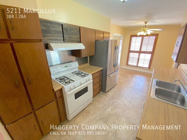 Building Photo - 5211 Marcillus-