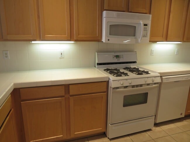 Building Photo - Beautiful River Oaks Single Story Corner Home Near Taylor Elementary School