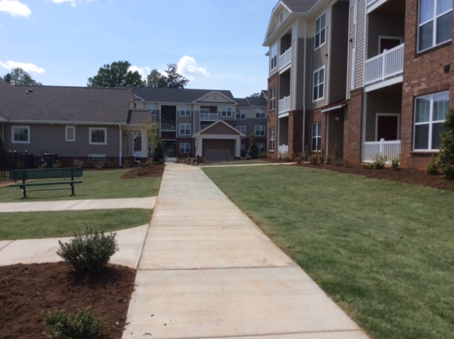 Building Photo - Camden Pointe