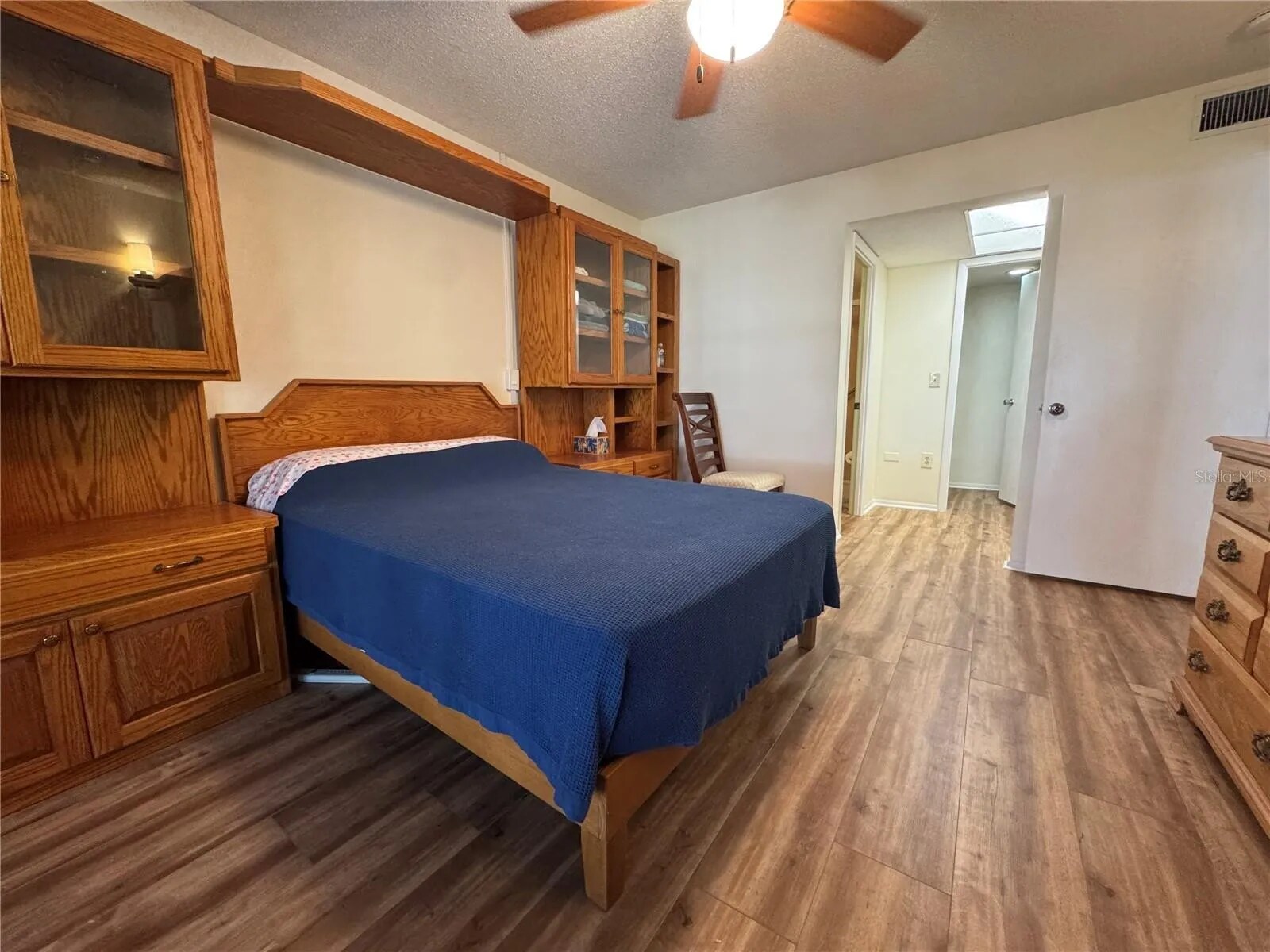 Building Photo - 3122 Lake Bayshore Dr