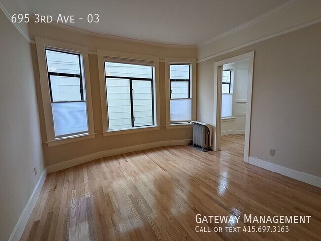 Building Photo - 695 3rd Ave