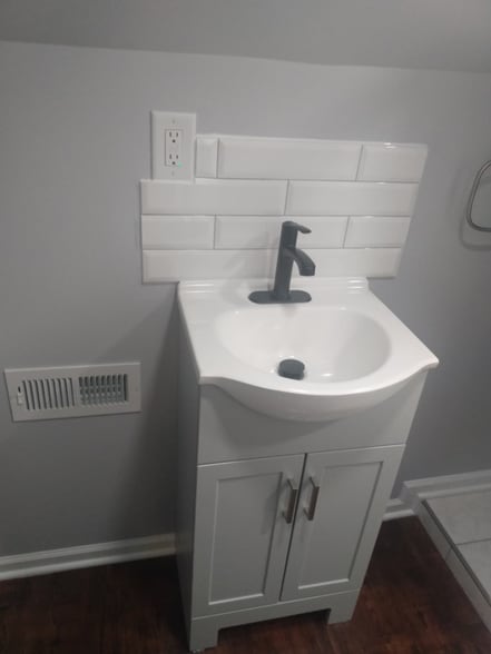 Building Photo - 2407 S Drake Ave