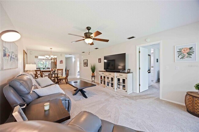 Building Photo - 4321 Longmeadow