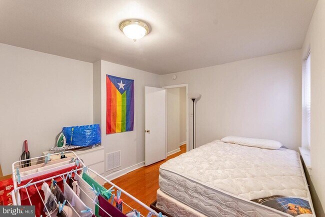 Building Photo - 2220 Fitzwater St