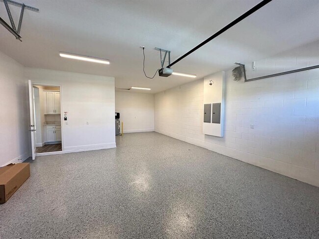 Building Photo - 13724 Larkton Ln