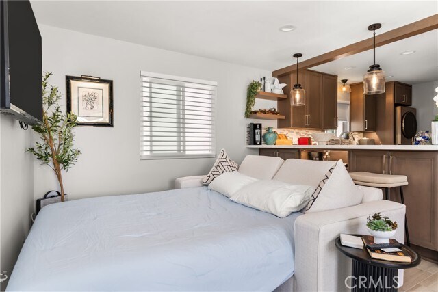 Building Photo - 313 Alvarado Pl