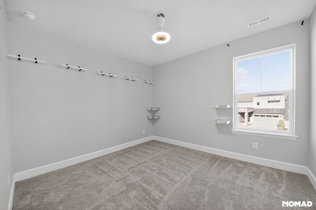 Building Photo - 9822 Rosalee Peak St