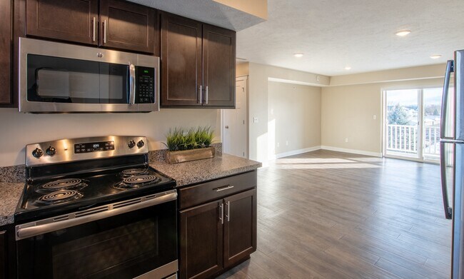 Building Photo - Alpine Apartment Homes