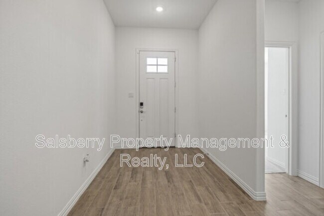 Building Photo - 224 Cherryvale Ln