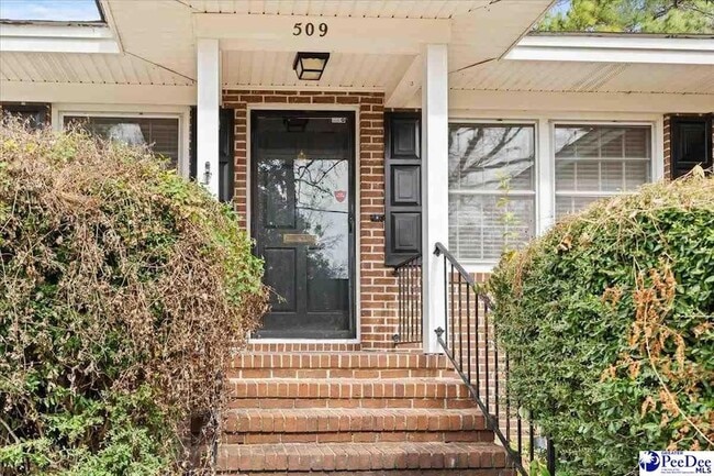 Building Photo - 509 Spruce St