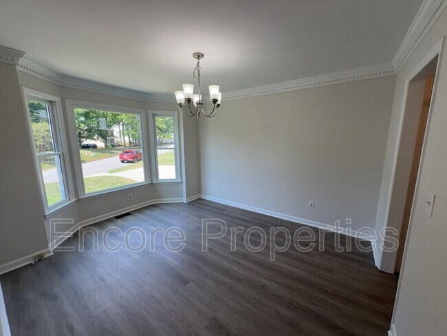 Building Photo - 203 Wood Hollow Dr