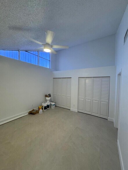 Building Photo - 1148 Summit Trail Cir