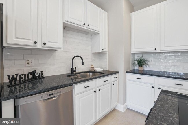 Building Photo - 401 Yorkshire Ridge Ct