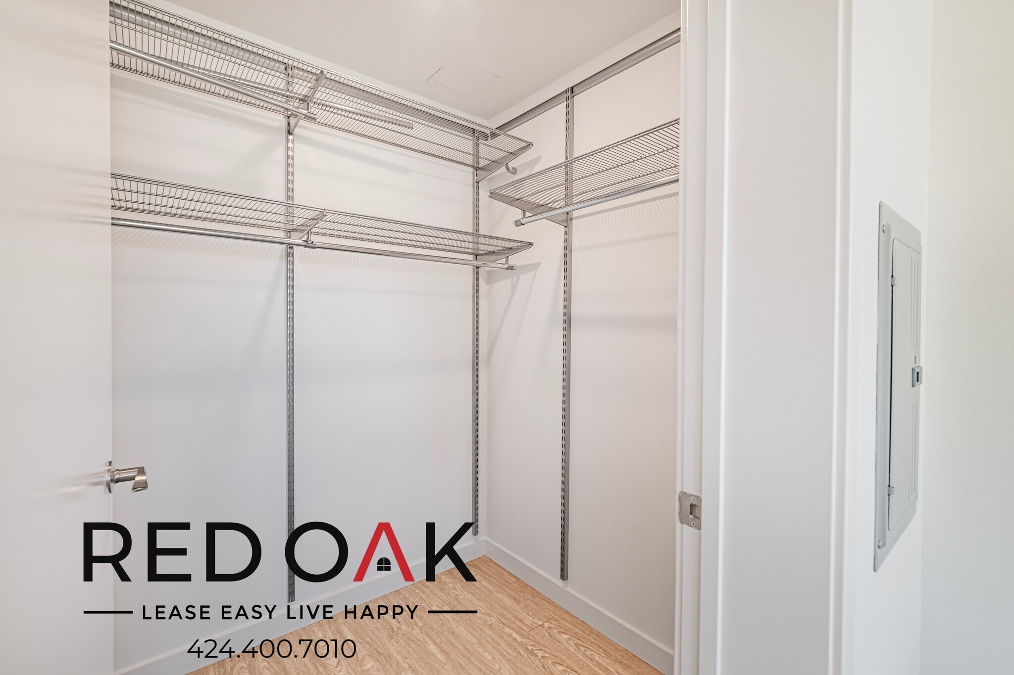 Building Photo - 11405 Chandler Blvd