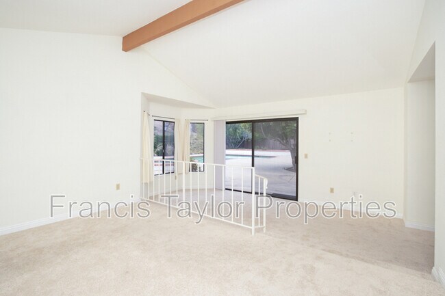Building Photo - 3209 Avenida Hacienda