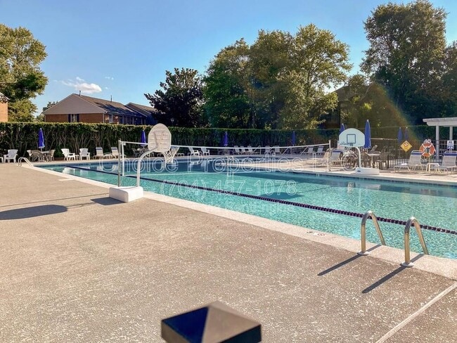 Building Photo - 8358 Knights Bridge Rd