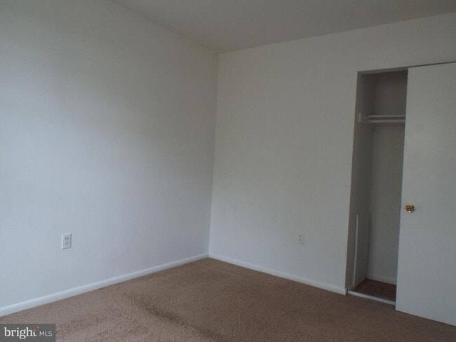 Building Photo - 5501 Rollins Ln