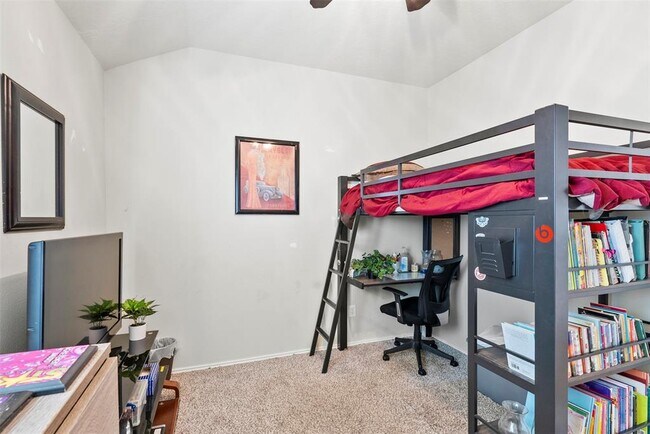 Building Photo - 6407 Hillock Ln